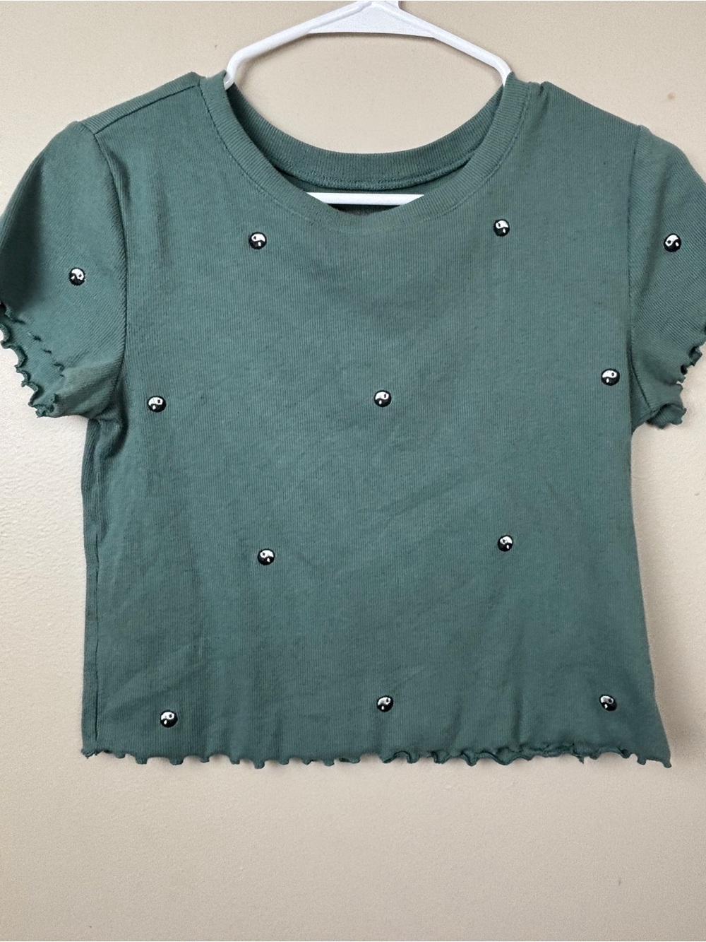 Arizona Jean Company Green Cropped Tee with Yin Yang Embroidery